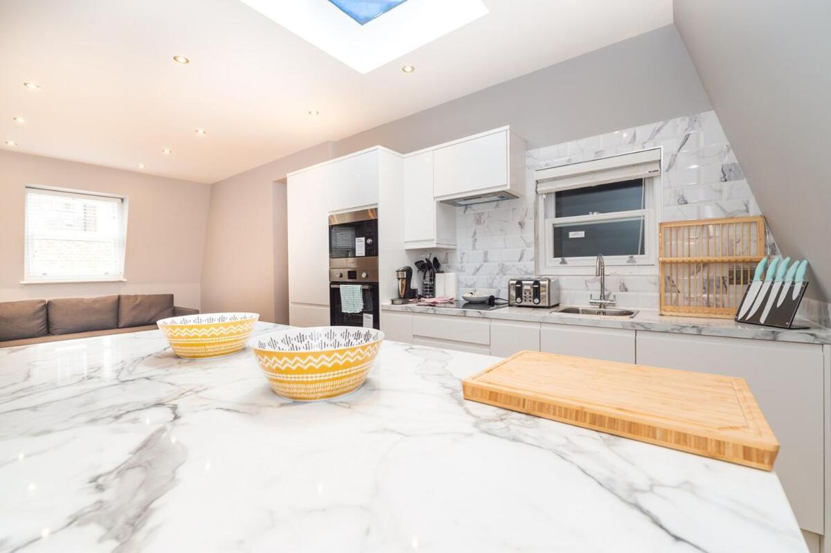 Apartment Modern Two-bedroom In Paddington London